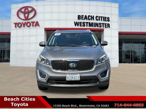 Titanium Silver 2018 Kia Sorento LX
