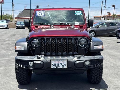Snazzberry Pearlcoat 2021 Jeep Wrangler Willys