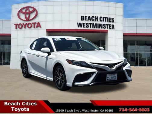 Ice 2023 Toyota Camry SE