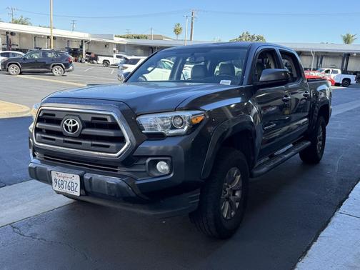 2017 Toyota Tacoma SR5