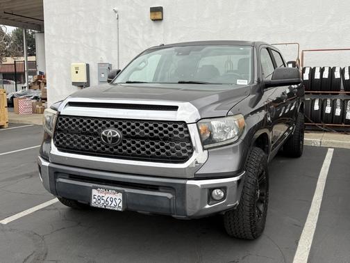 2019 Toyota Tundra SR5