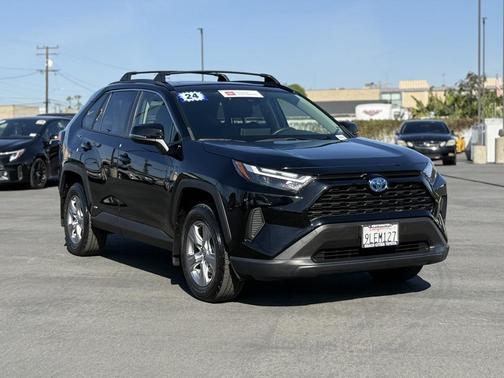 2024 Toyota RAV4 Hybrid XLE