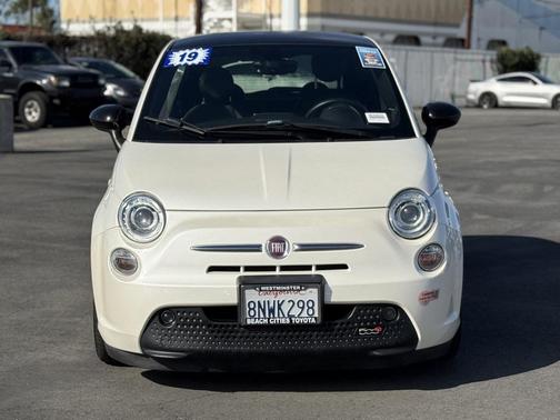 2019 FIAT 500e Battery Electric