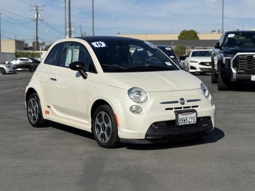 2019 FIAT 500e Battery Electric