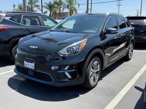 Aurora Black Pearl 2022 Kia Niro EV EX