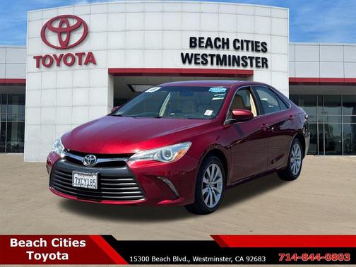 Pearl 2015 Toyota Camry XLE