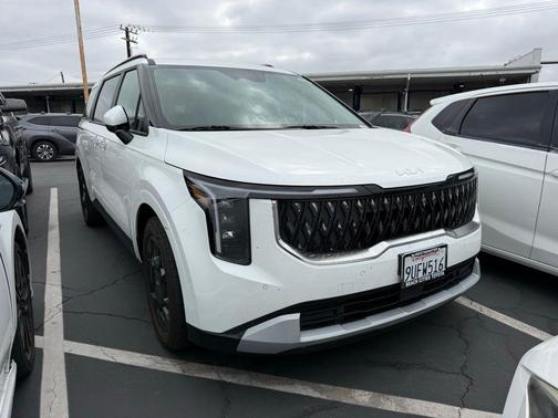 Snow White Pearl 2026 Kia Carnival Hybrid EX
