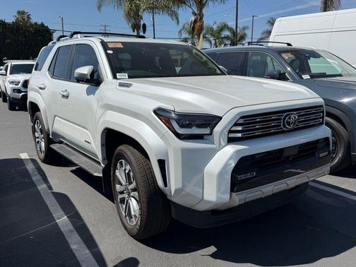 Wind Chill Pearl 2025 Toyota 4Runner Limited