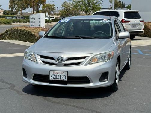 Classic Silver Metallic 2013 Toyota Corolla L