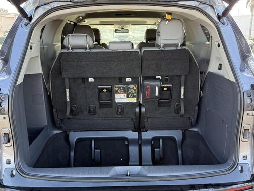2024 Toyota Sienna Limited