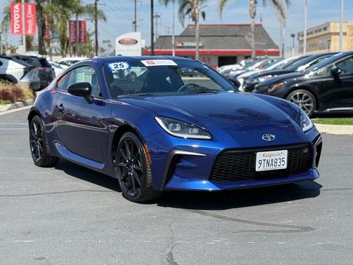 Trueno Blue 2025 Toyota GR86 Premium
