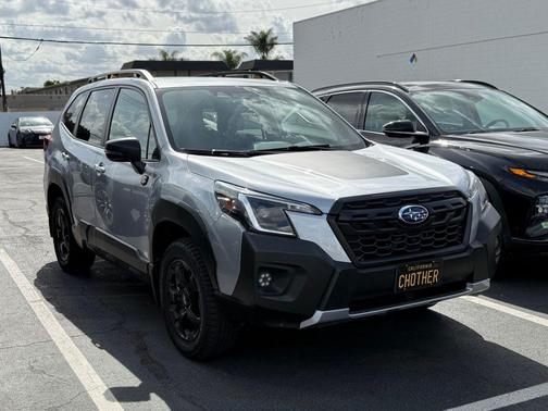 Ice Silver Metallic 2024 Subaru Forester Wilderness