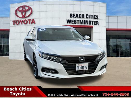 Platinum White Pearl 2019 Honda Accord Sport