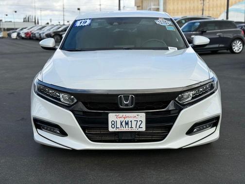 Platinum White Pearl 2019 Honda Accord Sport