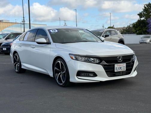 Platinum White Pearl 2019 Honda Accord Sport