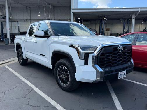 Ice Cap 2024 Toyota Tundra SR5