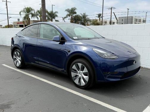 Blue 2024 Tesla Model Y Long Range Single Motor Rear-Wheel Drive
