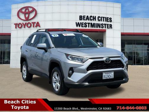 Silver Sky Metallic 2021 Toyota RAV4 XLE