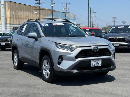 Silver Sky Metallic 2021 Toyota RAV4 XLE