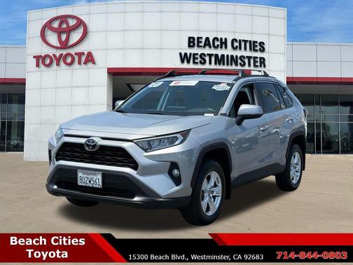 Silver Sky Metallic 2021 Toyota RAV4 XLE