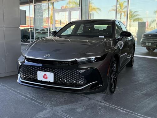 2026 Toyota Crown XLE