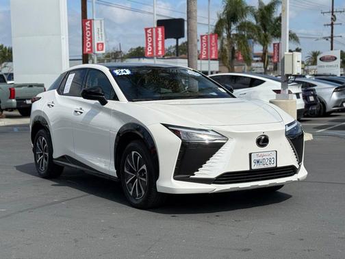 Eminent White Pearl 2024 Lexus RZ 300e Premium
