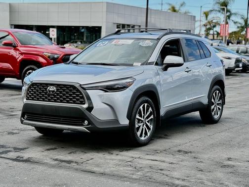 2024 Toyota Corolla Cross XLE