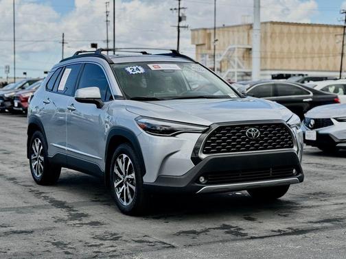 2024 Toyota Corolla Cross XLE