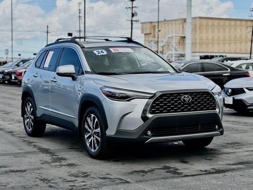 2024 Toyota Corolla Cross XLE