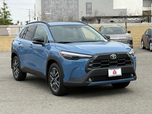 2026 Toyota Corolla Cross XLE