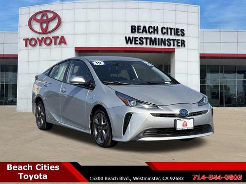 2019 Toyota Prius XLE