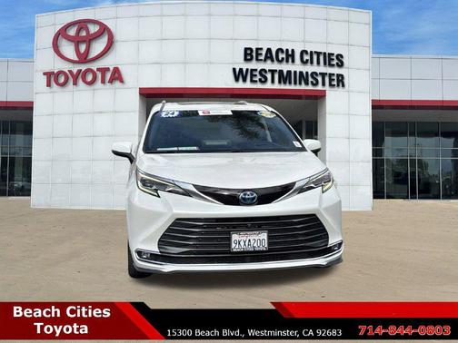 Wind Chill Pearl 2024 Toyota Sienna Platinum