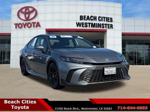 Heavy Metal 2025 Toyota Camry SE