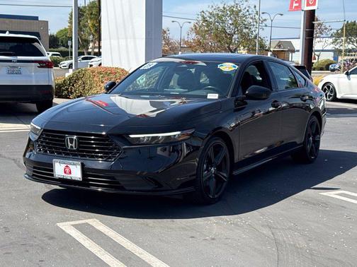 Crystal Black Pearl 2025 Honda Accord Hybrid Sport-L