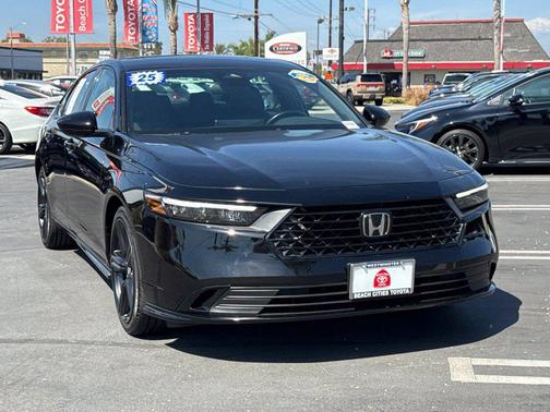 Crystal Black Pearl 2025 Honda Accord Hybrid Sport-L