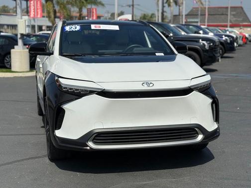 Wind Chill Pearl 2023 Toyota bZ4X Limited