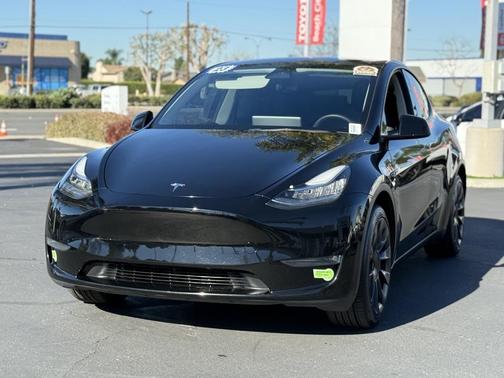2023 Tesla Model Y Long Range Dual Motor All-Wheel Drive