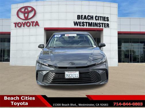 2025 Toyota Camry LE