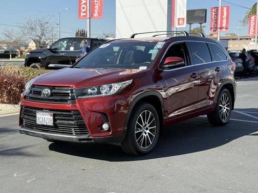 2018 Toyota Highlander SE