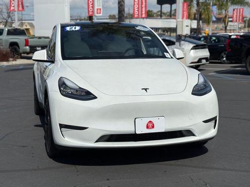 Pearl White Multi-Coat 2021 Tesla Model Y Long Range Dual Motor All-Wheel Drive