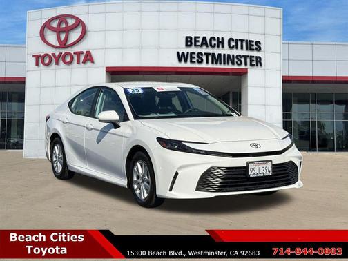 2025 Toyota Camry LE