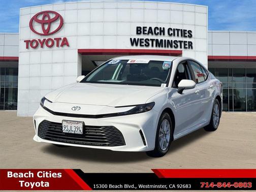 2025 Toyota Camry LE