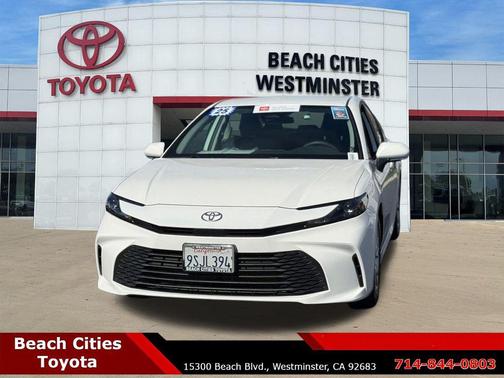 2025 Toyota Camry LE