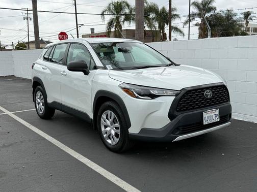 Wind Chill Pearl 2023 Toyota Corolla Cross L
