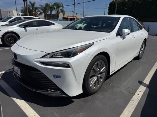Oxygen White 2021 Toyota Mirai Base