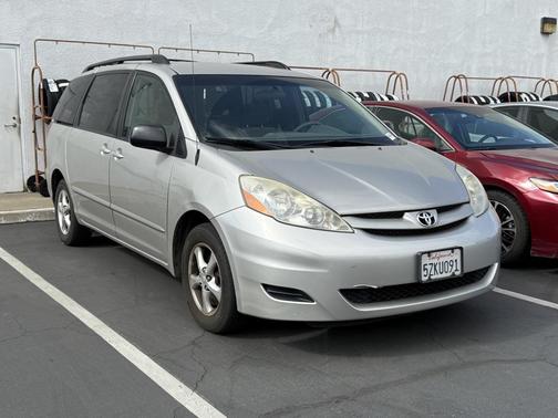 2007 Toyota Sienna LE