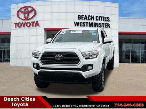 Super White 2018 Toyota Tacoma SR5