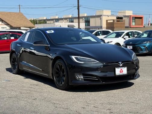 Black 2018 Tesla Model S 75D