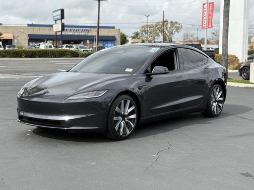 2025 Tesla Model 3 Long Range