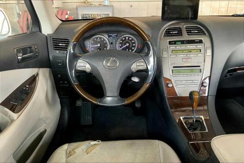 2011 Lexus ES 350 Base